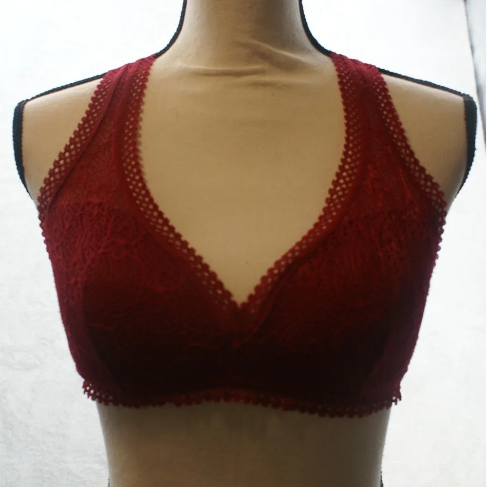 Victorias Secret Burgundy Red Floral Lace Racerback Bralette Medium Wireless